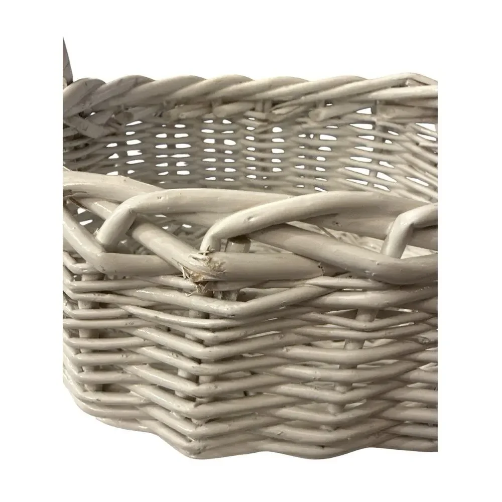 Vintage Wicker Basket Small Home Decor CottageCore Farmhouse Style 9”x7.25
